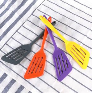 Wholesale Heat Resistant Silicone Kitchen Utensil Sets Non Stick Pan Full Package Oblique Hot Fish Shovel from china suppliers