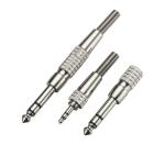 Microphone connector audio adaptor