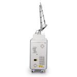 Freckle 2000J Q Switched ND YAG Laser Machine 532nm Semiconductor Cooling