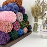 Big Crochet Chenille Yarn 100% Velvet Polyester Yarn Dyed Chunky