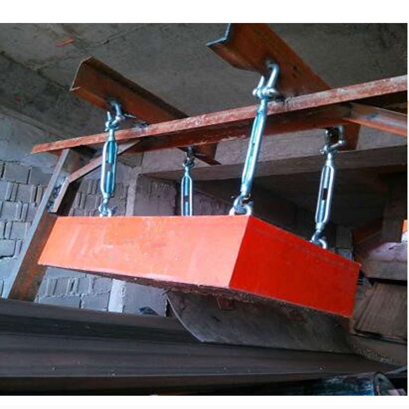 Motor Core Components Suspended Conveyor Belt Magnetic Separator for 1-20 Tons / Hour