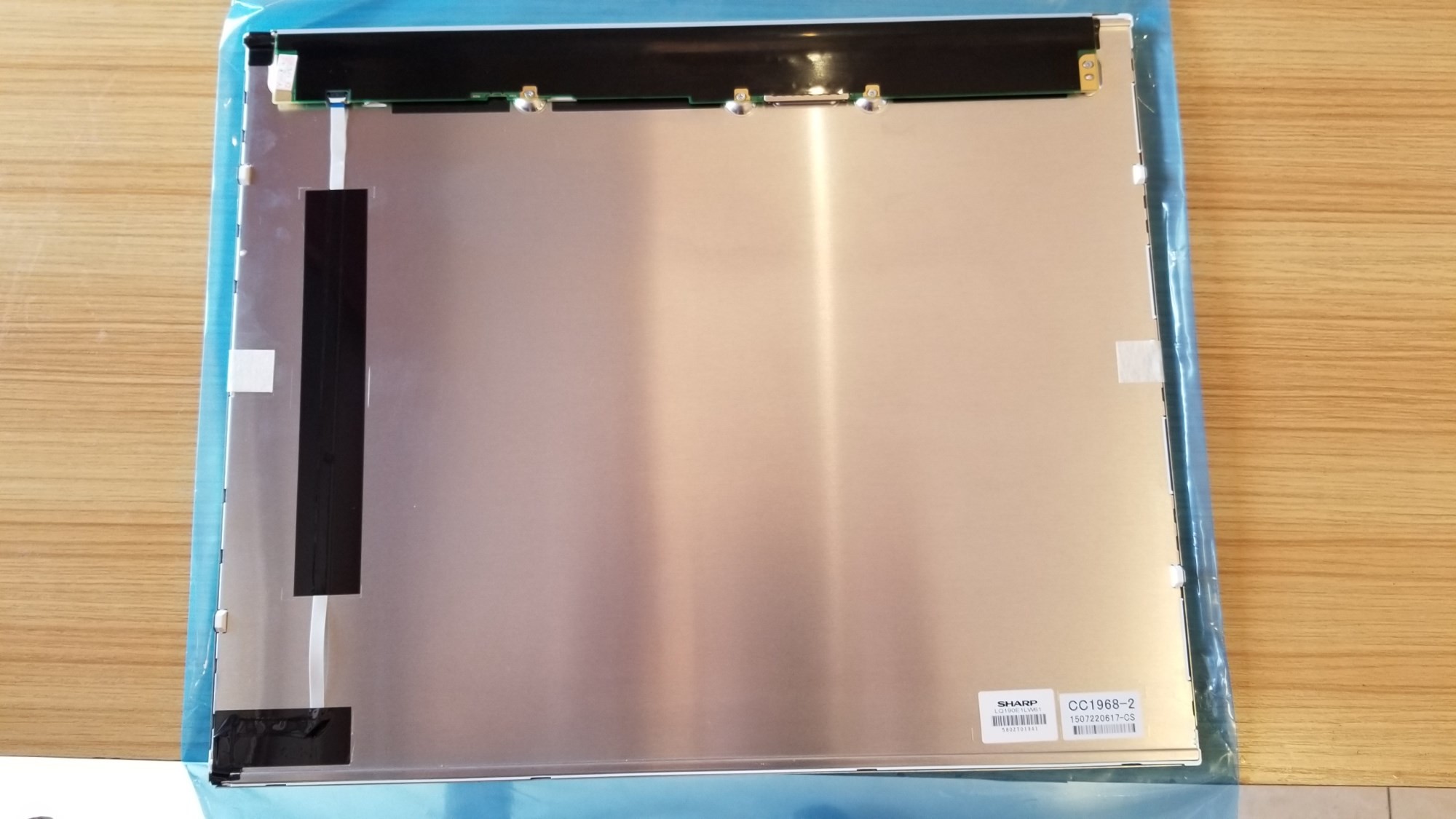 LQ190E1LW62 Sharp 19" LCM 1280×1024RGB 450cd/m² INDUSTRIAL LCD DISPLAY