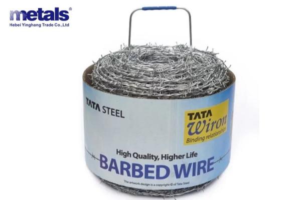 Quality 500m Roll And 1.6mm Thickness Hot Dipped Galvanized Barbed Wire With Handle for sale