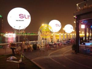 Wholesale White Attractive Inflatable Lighting Balloon from china suppliers