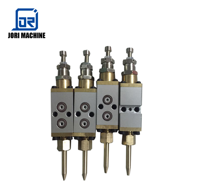 Temperature- Controlled Hot Melt Glue Machine For Making Solid Candle