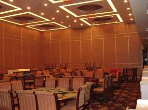 Wholesale Custom Hotel Movable Floor to Ceiling Partition Wall With Sliding Aluminium Track from china suppliers