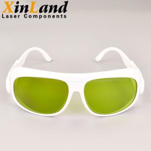 Wholesale 1070nm Fiber Laser Safety Glasses OD4+ VLT60% Green Lens Protective Laser Goggles for 190~450nm and 800~1100nm from china suppliers