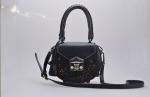 2016 Korean version of the new shoulder bag female fashion rivets hollow pattern