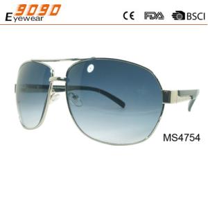 Wholesale Newest Style 2017 Fashionable metal Sunglasses with UV 400 Protection Lens from china suppliers