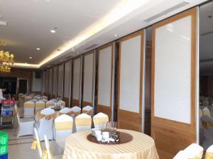 Wholesale Acoustic Office Villa Sliding Door Movable Partition Walls With Fabric Melamine from china suppliers