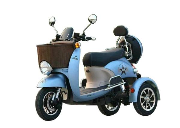 20AH Battery Electric Three Wheel Motorcycle 6-8h Charge Time With Rear / Front