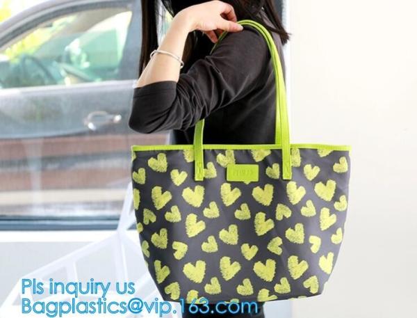 Portable Clothing Storage Shopping Bag Women Fashionable Travel PVC Beach Bag
