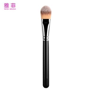 Wholesale A32 Lightweight Slim And Smooth Flat Head Foundation Brush 100% Handcrafted from china suppliers