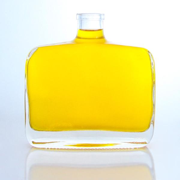 Industrial Liquor 300ml Unique Shaped Round Shoulder Super Flint Glass Bottle