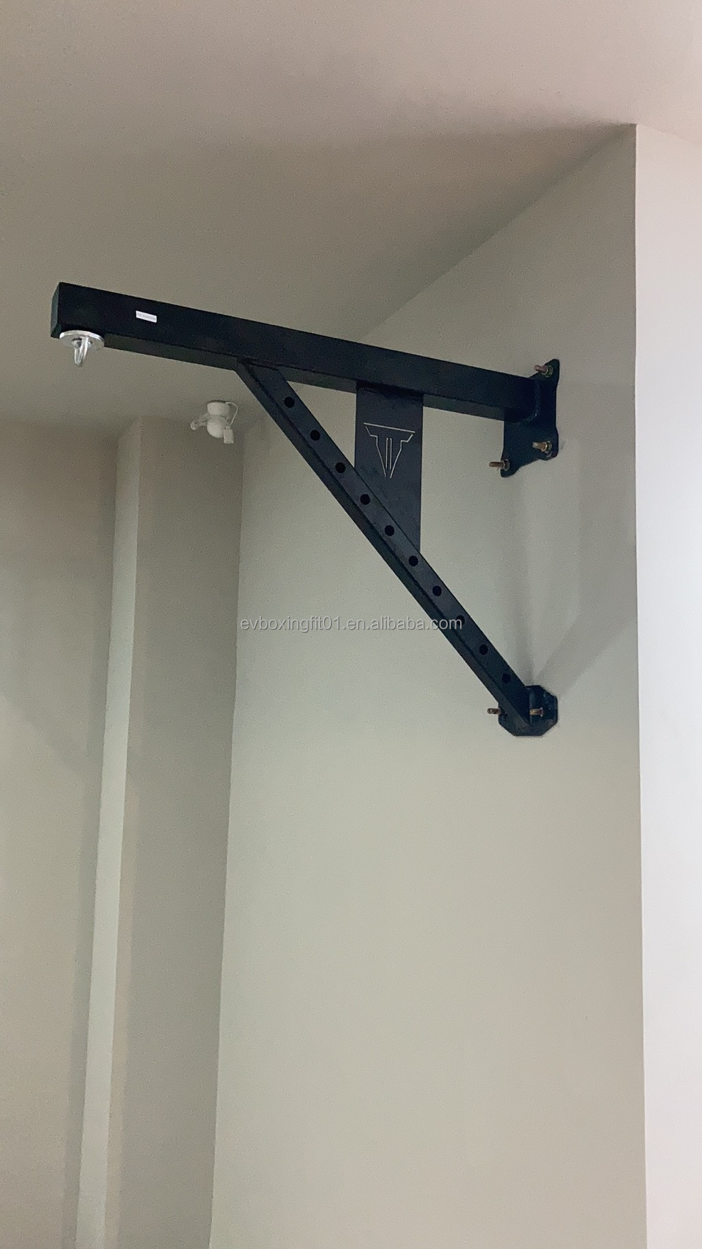 1M 1.5M Wall Mount Heavy Bag Rack Heavy Weight Punch Bag Bracket