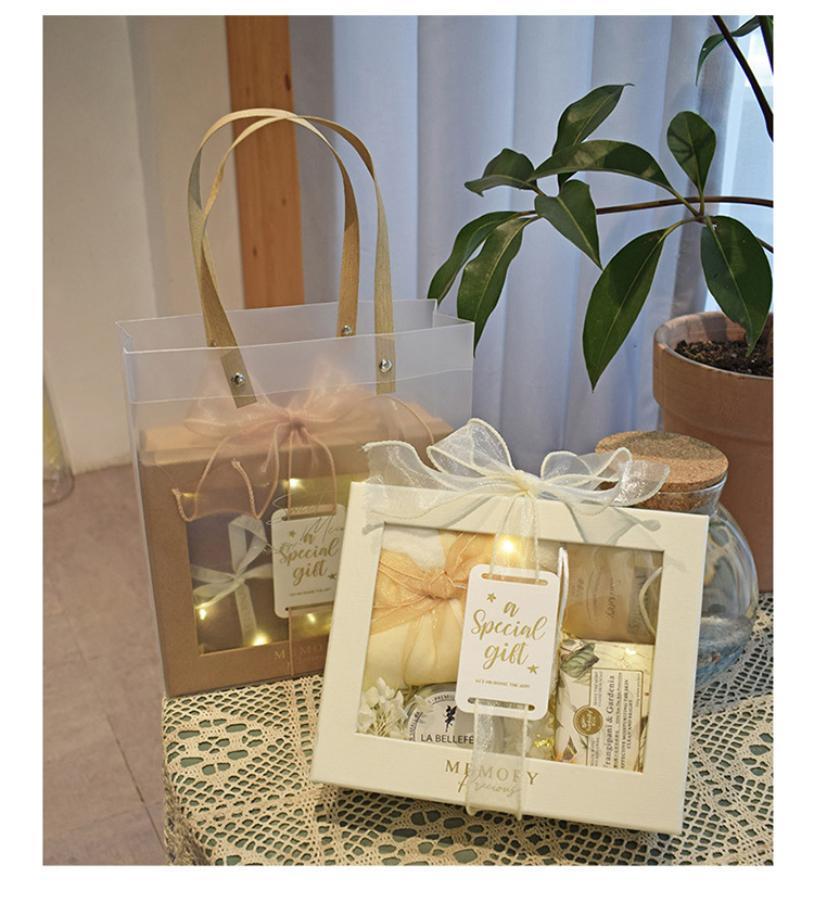 Varnished Window Cardboard Gift Packaging Box With Window 1200g