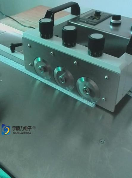 LED Multiple Cutting Blades Machine 1.2m Aluminum Cutting Length PCB Lead