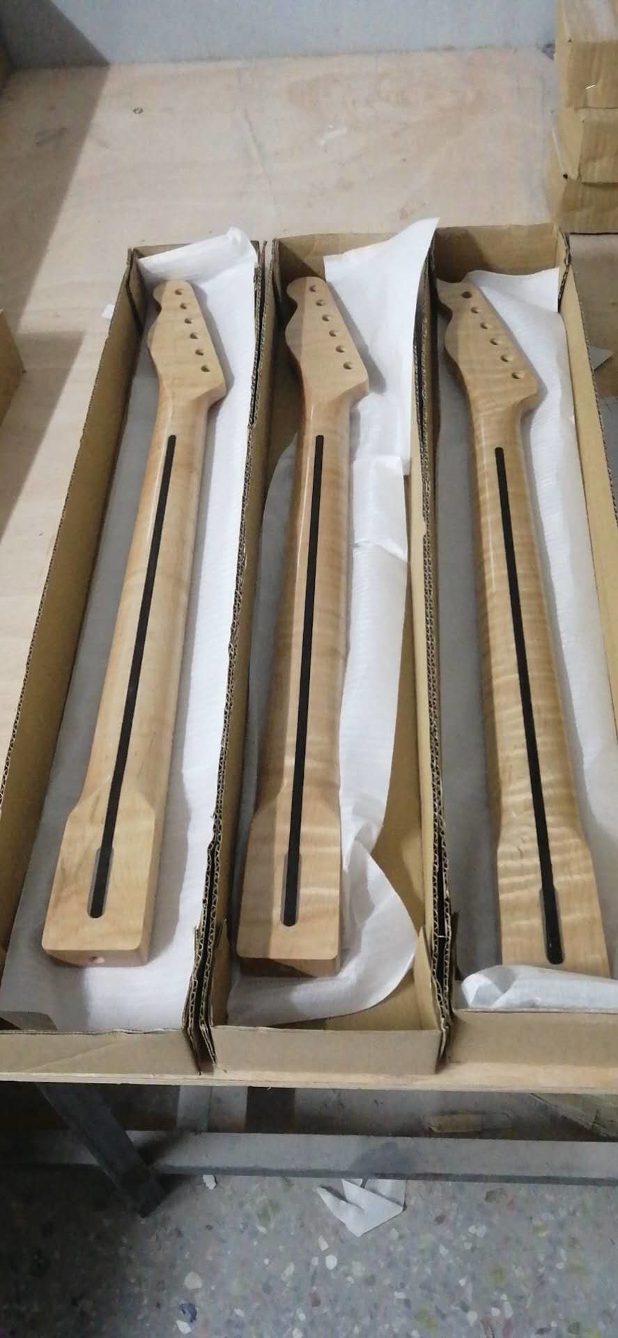 Custom Grand Paddle Guitar Headstock Unfinished Roasted Maple ST Guitar Neck Electric Acoustic Guitar Accept Kinds OEM
