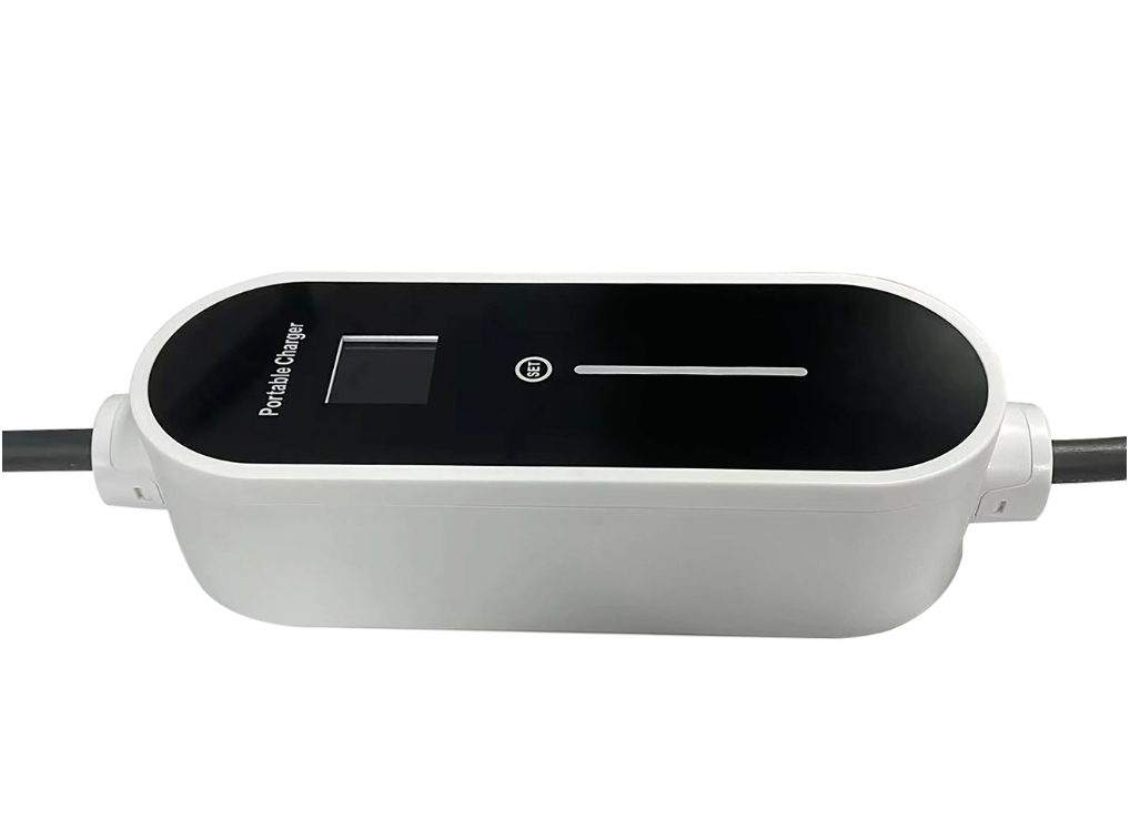 Portable GB/T Mobile Electric Car Chargers 16A 11kw Type 2 Charger With LCD Display