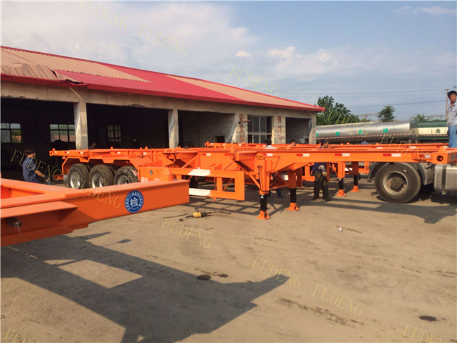 40 Foot Chassis Container Trailer With Twist Lock 30-80 Ton Payload