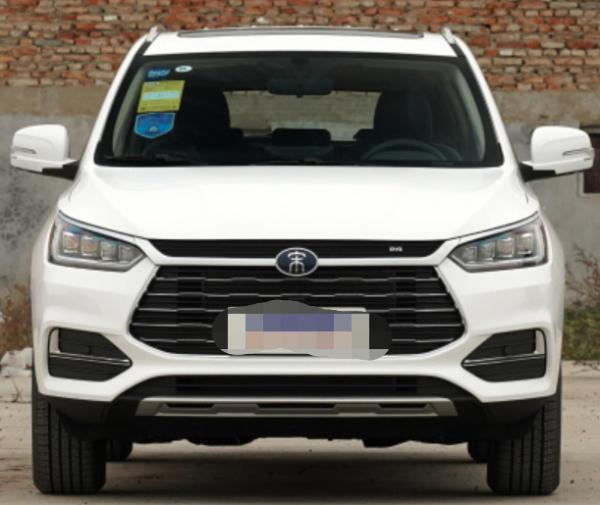 BYD Song 2021 Classic Edition 1.5T Gasoline Manual Luxury Compact 5 Door 5 Seats