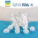 Surgical Dressing Small Cotton Balls 0.3g - 9g Lightweight With Soft Feelling