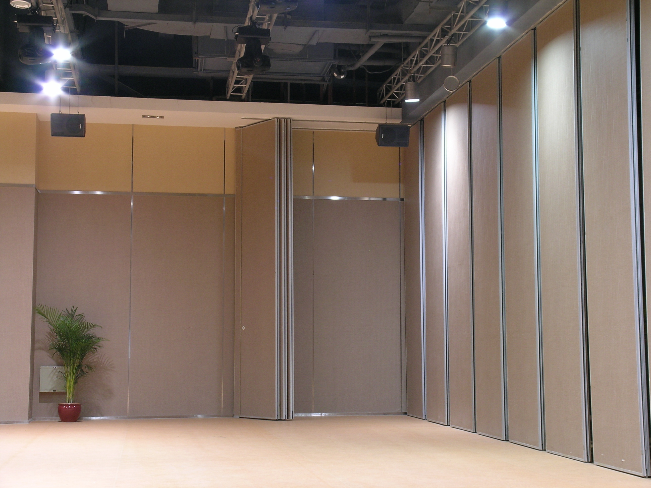 Ebunge Partition BG-85 Series Folding Partition Walls Office Folding Doors Room Dividers