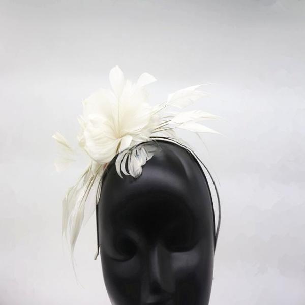 White Pattern Dyed Stripped Coque Millinery Feather Flowers With Headband 15x30 Cm