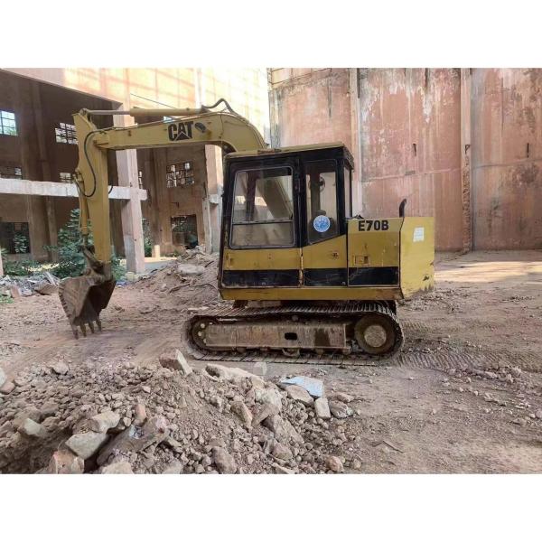 Used CAT E70B Excavator in Japan with Mini Excavator Sizes and Original Japan