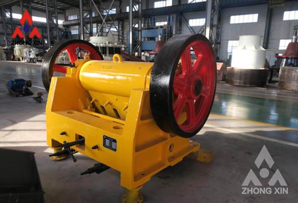 Mini steel stone crusher, PE jaw crusher, small scale rock crushing machine