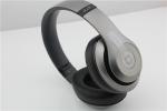 Beats by Dr. Dre Studio 2.0 Wireless Over-Ear Headphones - Titanium, Excellent