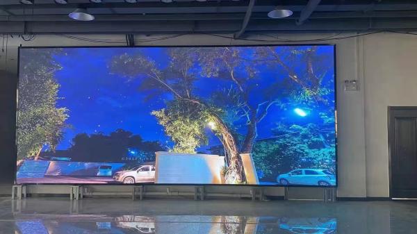 Exhibition Hall Indoor Full Color LED Display SMD2121 Studio Electronic Sign