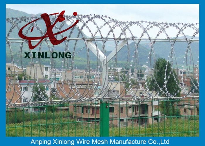 Hot dipped galvanzied Concertina Razor Blade Barbed Wire Coil Diameter 500mm