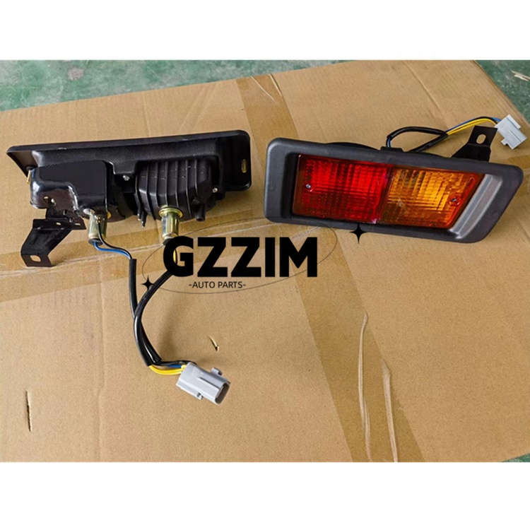 Auto Parts Car Light For Toyota Land Cruiser FJ75 Rear Fog Lamp Rear Bumper Lamp