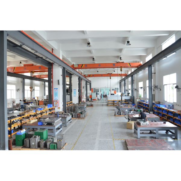 High Precision CNC Machining Parts with Tolerance +-0.02mm and ISO9001:2015 Certified for Industrial Equipment