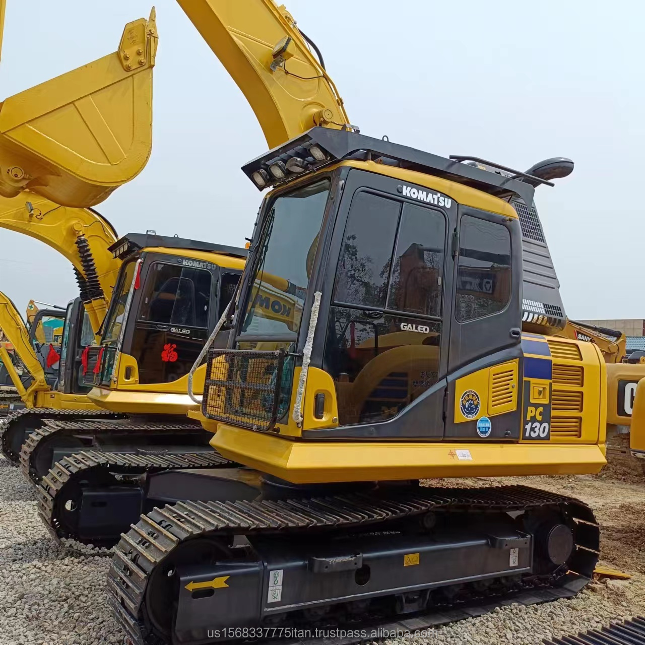 Shanghai good used excavator Komatsu PC130 with 13000 KG weight and 48 kw power