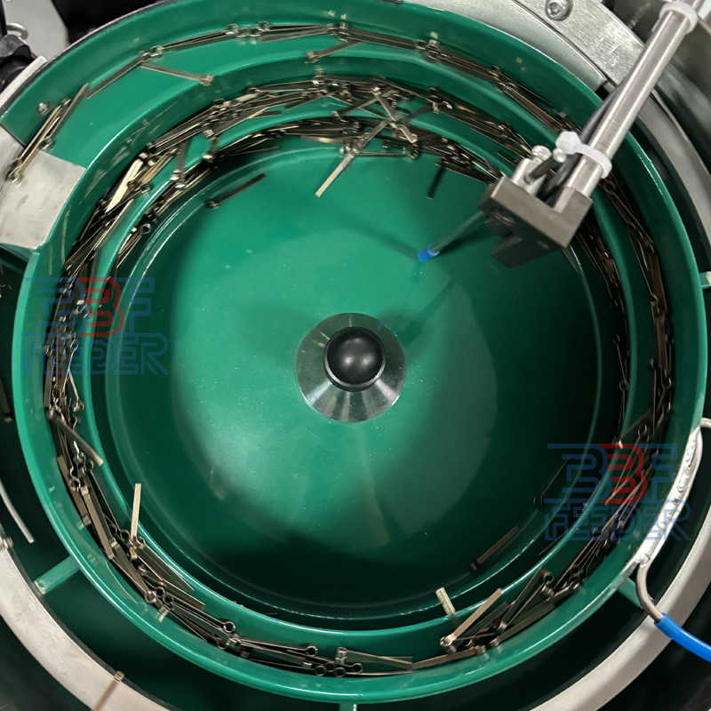 Straight Vibratory Bowl Feeder Metal Strip Electric Vibrating Feeder
