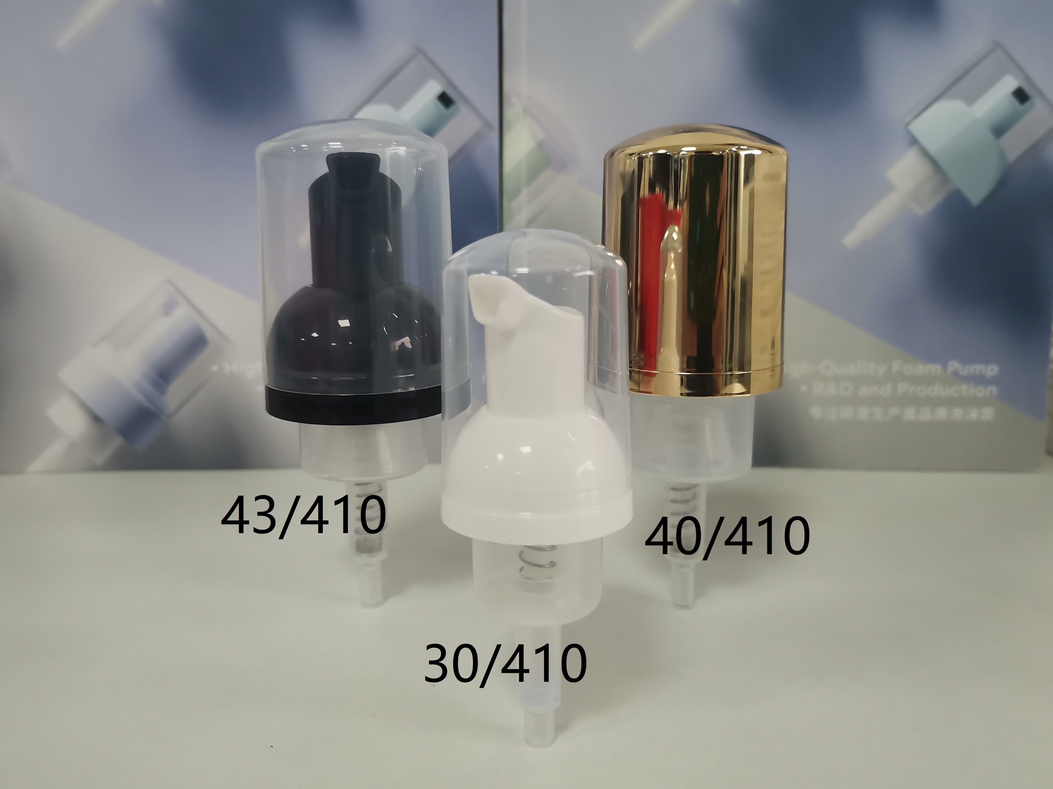 Easy To Carry Colorful Mini Foam Pump Screw On Closure For 0.4 Cc Foam Output