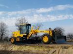 Yellow Color Construction Motor Grader 215HP GR215 Tractive Force 90KN