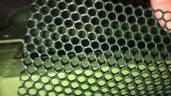 Red Privacy Fence Netting , Hdpe Anti Uv Screen Net For Courtyard
