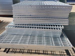 Wholesale 32*3mm Workshop Weld Stair Treads Steel Grating Skid Proof Anti Explosion from china suppliers