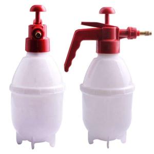 Wholesale 2L Plastic Handheld PE Water Sprayer Bottle hand pump pressure storage Agricultural and Garden Sprayer from china suppliers