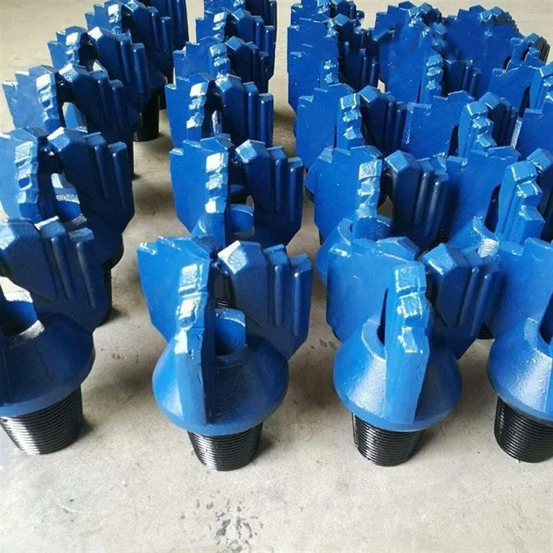 Three Wings Step Drag Drill Bit for Mining Drilling Well Drilling