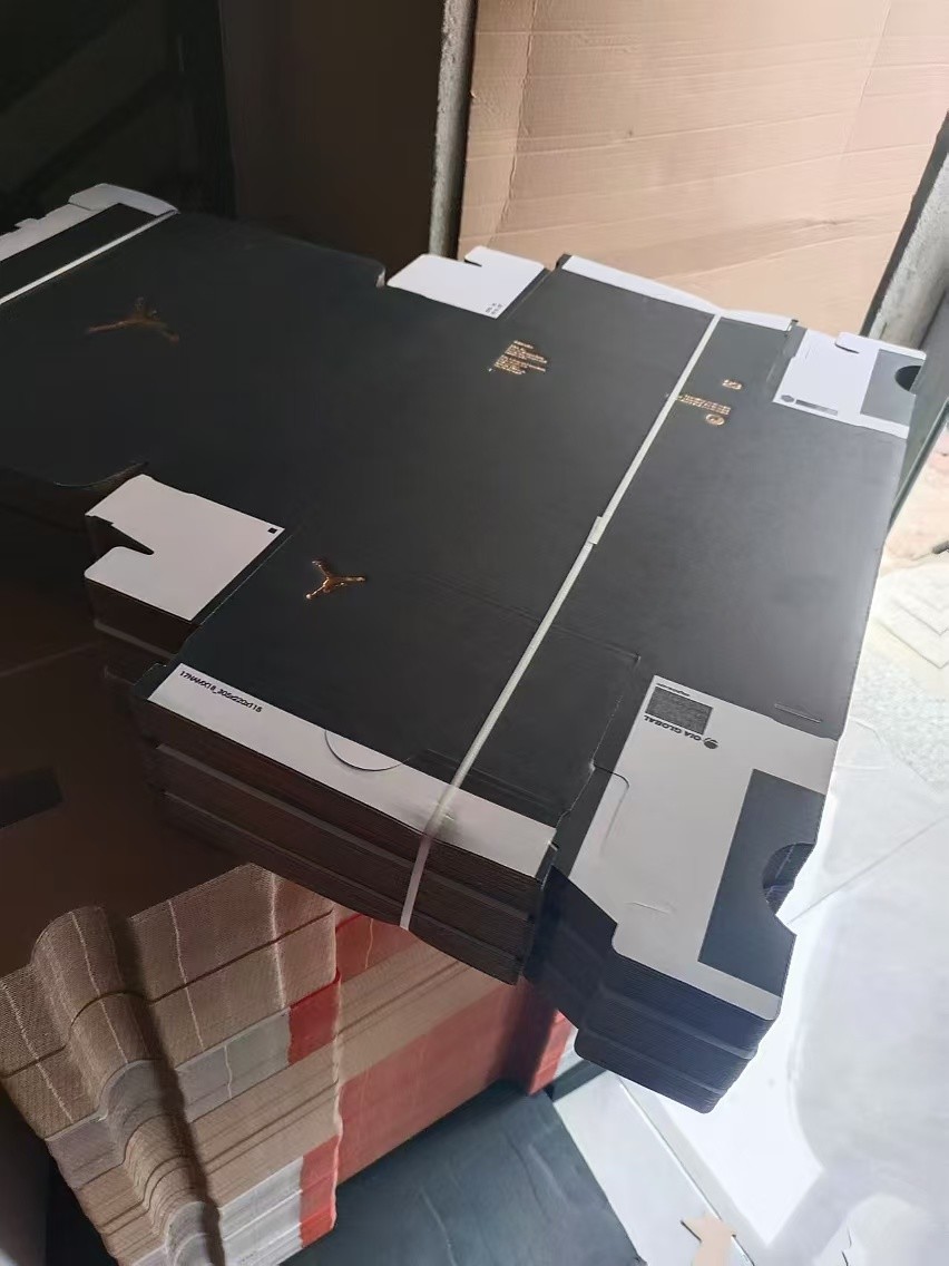 Wholesale Spot Jordan Shoe Box Packaging with Eco-friendly Printing Handling