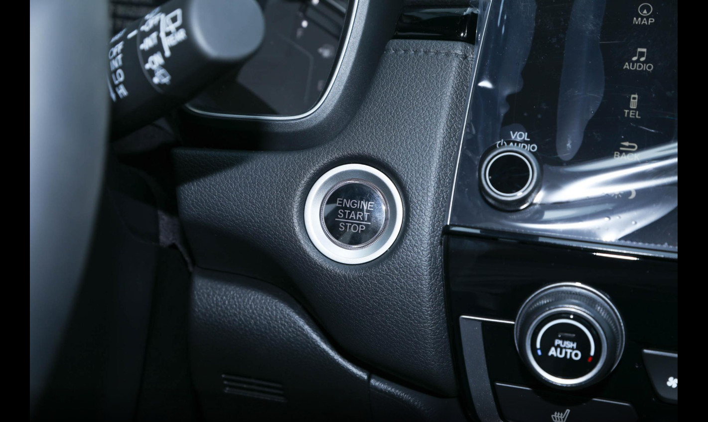 2021 240TURBO CVT Four Wheel Drive Compact SUV Luxury Board
