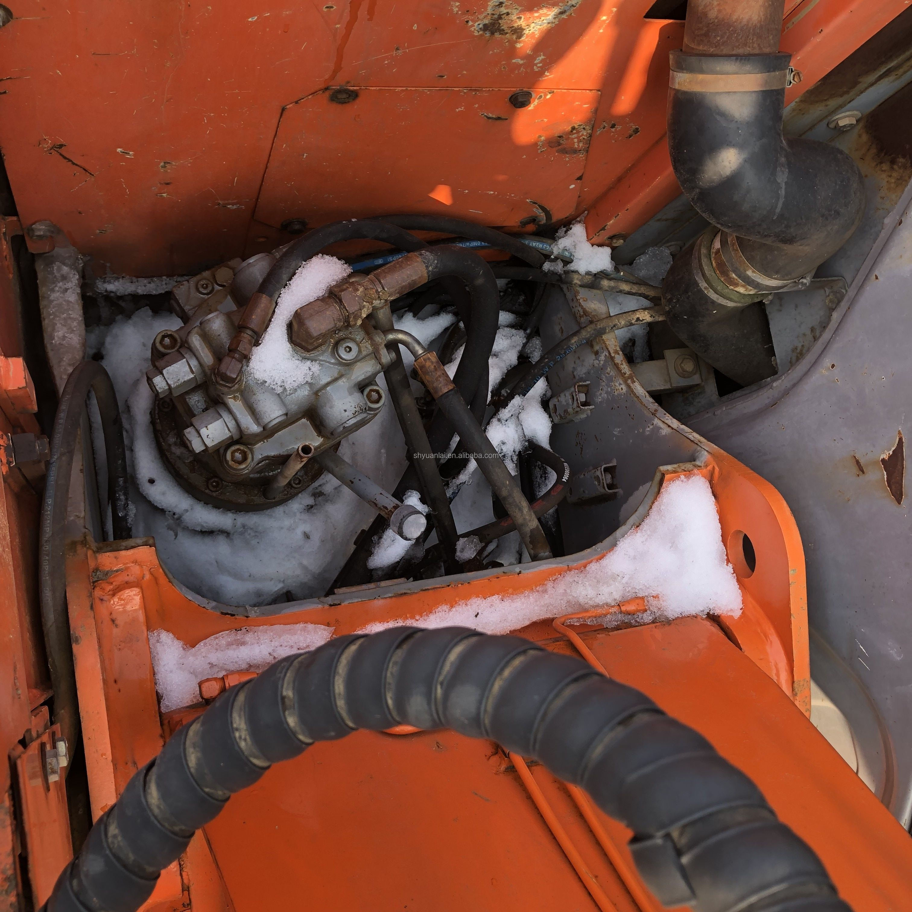 Used Hitachi ZX135 Excavator Japan ZX130 ZX120 Good Condition Operating Weight 13.5 Ton