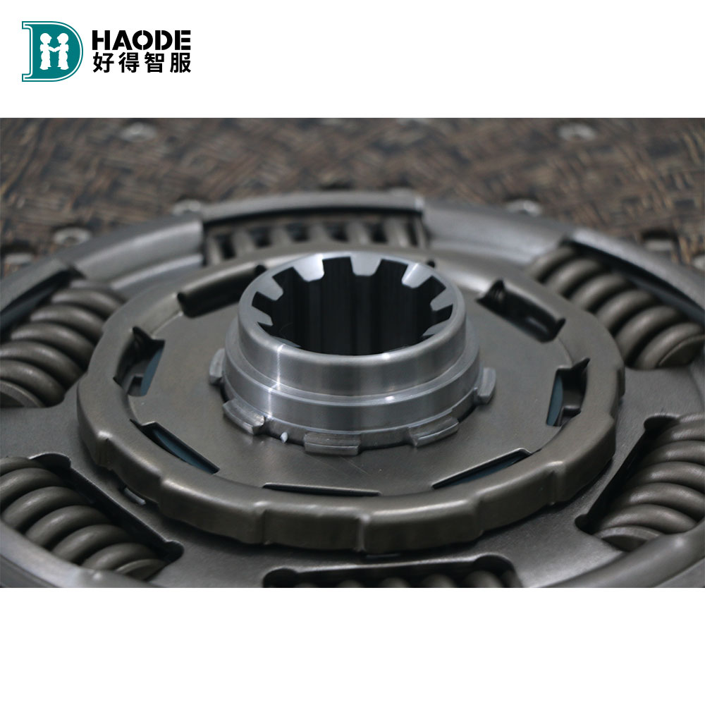 Spare Parts for Auman Heavy Truck H4161020003A0 H4161030003A0 Clutch Disc Assembly