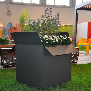 Wholesale Custom Style Rusty Black Corten Steel Planter Boxs Raised Garden Bed With Drainage Hole from china suppliers