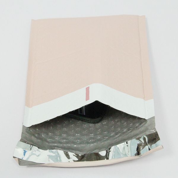 Shock Absorbing HDPE Plastic Bubble Mailer Moisture Resistant Eco Friendly Bubble Mailer