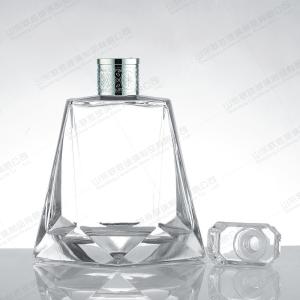 Wholesale Clear Glass Crystal Decanter Set Perfect for Storing and Serving Beverages from china suppliers